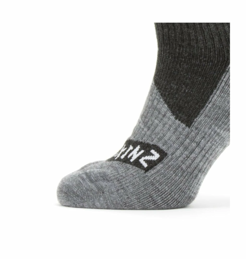 Budget 👍 SealSkinz Waterproof All Weather Ankle Length 🧦 Socks 🎁 2 SealSkinz Waterproof All Weather Ankle Length Socks
