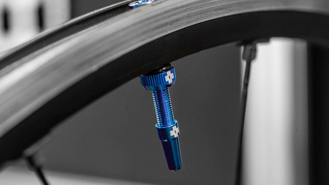 Coupon 🔥 Muc Off Muc-Off Tubeless Presta Valve Kit - 44/60mm Wheels & Tyres 🔔 5 Muc Off Muc-Off Tubeless Presta Valve Kit - 44/60mm Wheels & Tyres